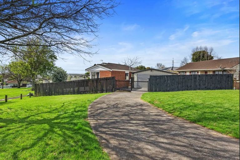 Photo of property in 21 Oreti Place, Clover Park, Auckland, 2019