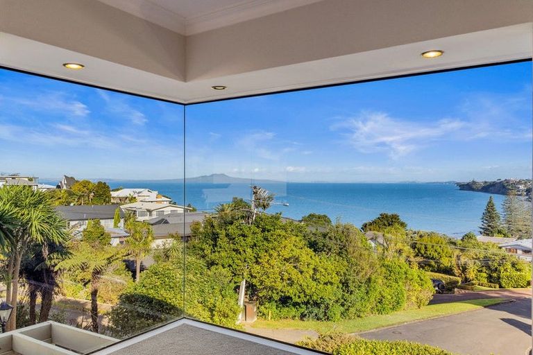 Photo of property in 28a Orchard Road, Waiake, Auckland, 0630