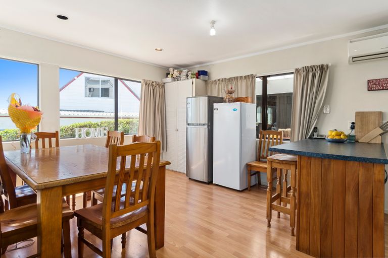 Photo of property in 60a Osprey Drive, Welcome Bay, Tauranga, 3112