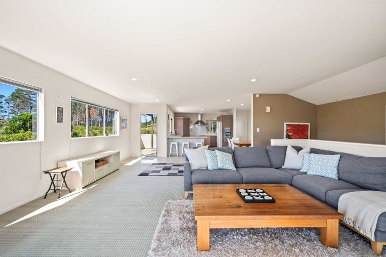 Photo of property in 9 Margaret Way, Langs Beach, Waipu, 0582