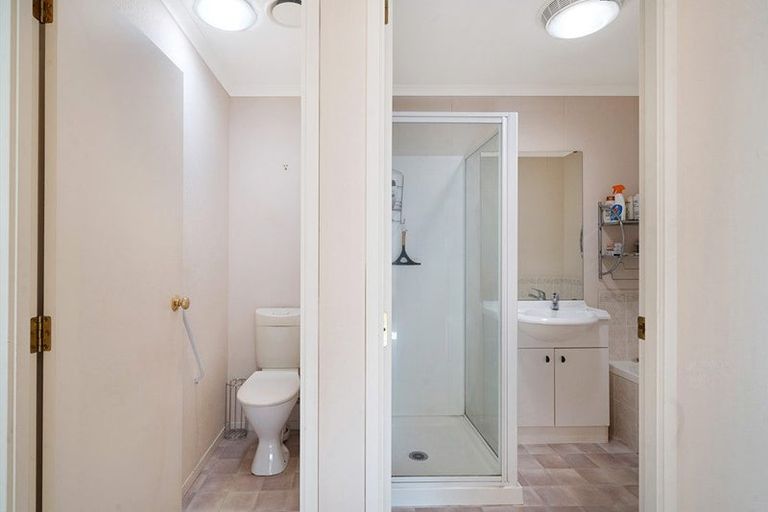 Photo of property in 172 Waitemata Drive, Ranui, Auckland, 0612