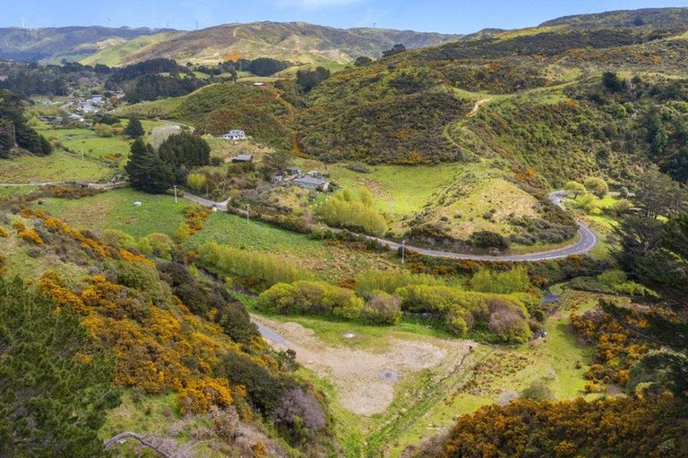 Photo of property in 520 Makara Road, Makara, 6972