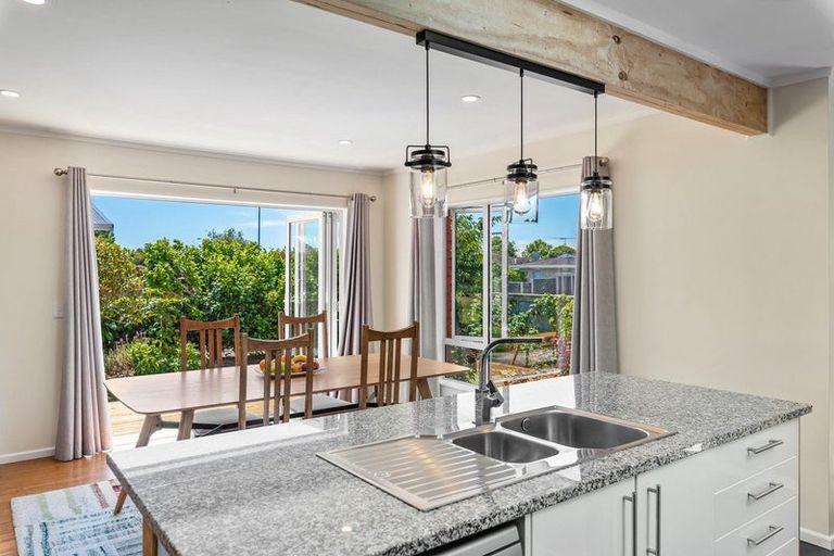 Photo of property in 46 Sylvan Avenue, Waikanae, 5036