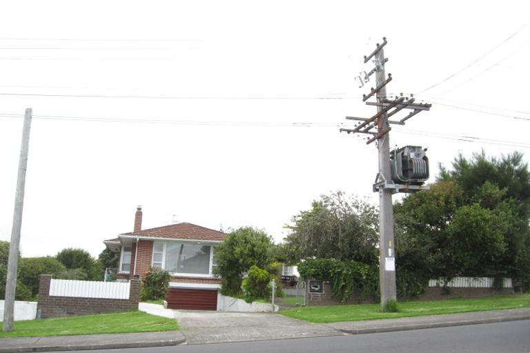 Photo of property in 44b Bleakhouse Road, Howick, Auckland, 2014