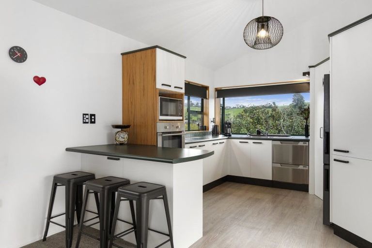 Photo of property in 17 Vanderbilt Place, Welcome Bay, Tauranga, 3112