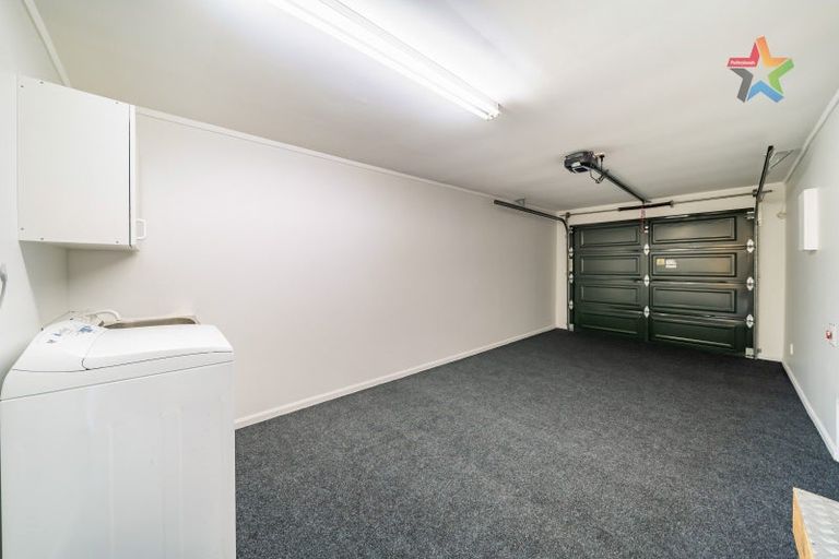 Photo of property in 8 Futuna Close, Karori, Wellington, 6012