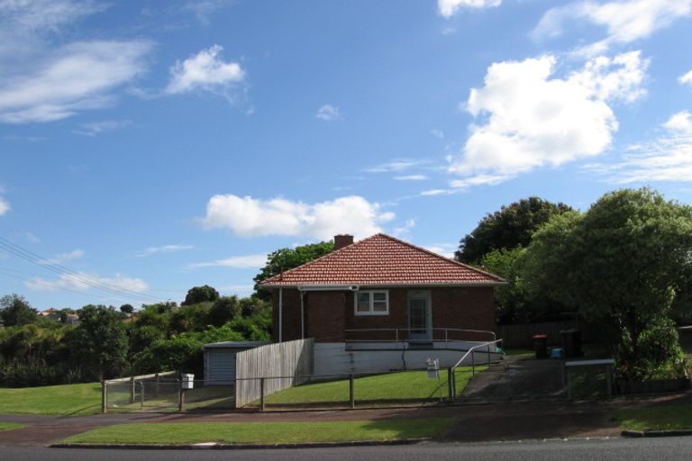 Photo of property in 82 Moa Road, Point Chevalier, Auckland, 1022