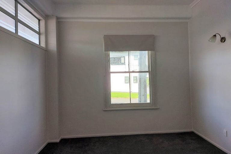 Photo of property in 150 Calliope Road, Stanley Point, Auckland, 0624