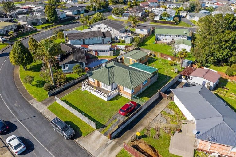 Photo of property in 99 Cargill Street, Papakura, 2110