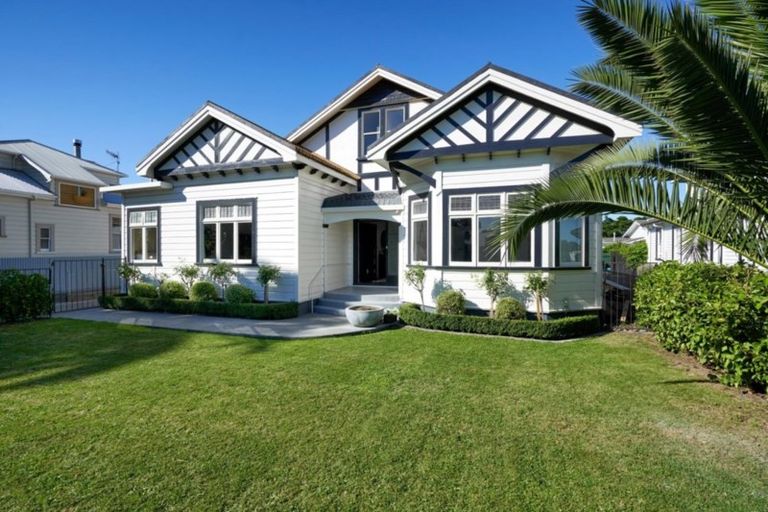 Photo of property in 19 Jull Street, Napier South, Napier, 4110