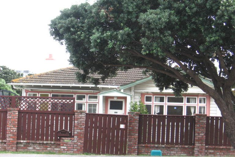 Photo of property in 61 Para Street, Miramar, Wellington, 6022