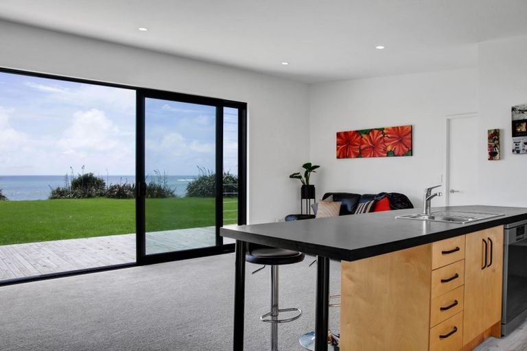 Photo of property in 317 Porikapa Road, Warea, New Plymouth, 4381