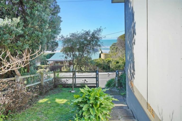 Photo of property in 12 Moody Street, Gore Bay, Cheviot, 7383