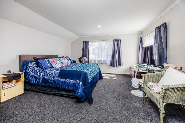 Photo of property in 13 Glenross Drive, Wattle Downs, Auckland, 2103