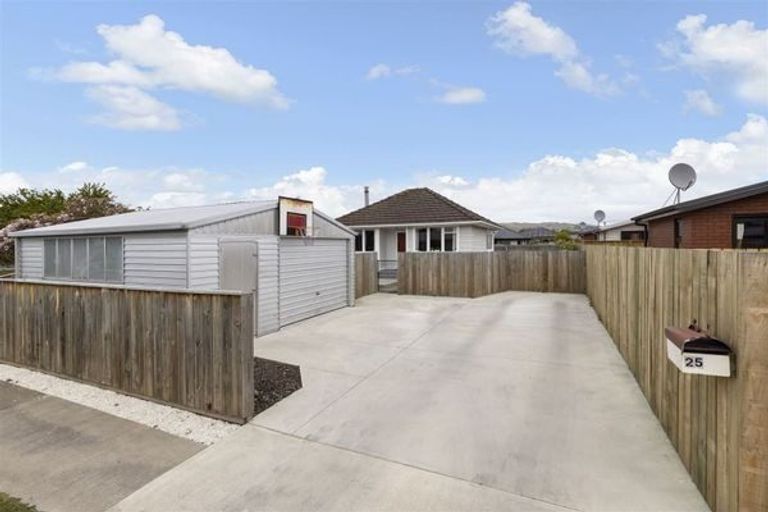 Photo of property in 25 Brewer Street, Blenheim, 7201