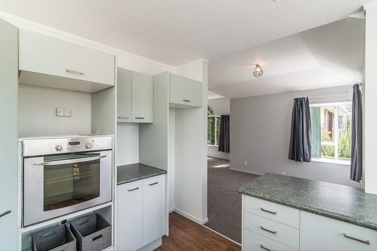 Photo of property in 10 Beachwater Grove, Paraparaumu Beach, Paraparaumu, 5032