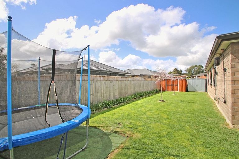 Photo of property in 9 Ribbonwood Close, Te Kauwhata, 3710
