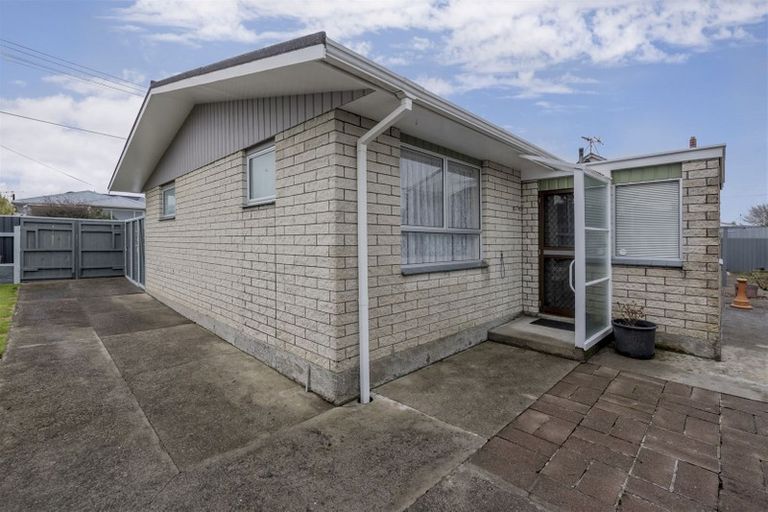 Photo of property in 3 Chester Street, Levin, 5510