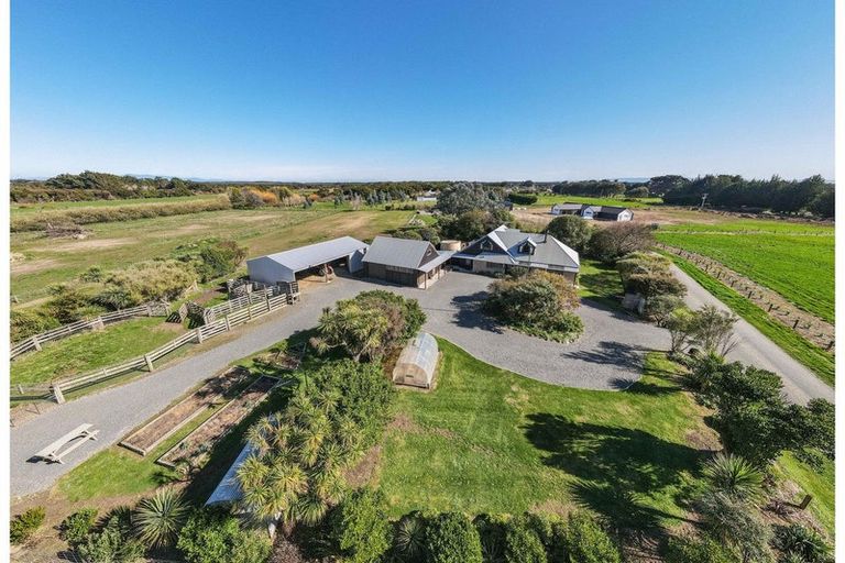 Photo of property in 242 Oreti Road, Otatara, Invercargill, 9879