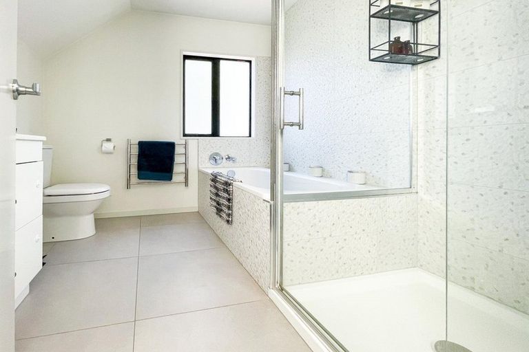 Photo of property in 3/107 Canon Street, Edgeware, Christchurch, 8013