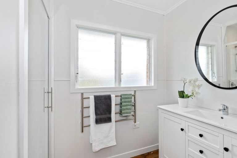 Photo of property in 127 Studholme Street, Morrinsville, 3300