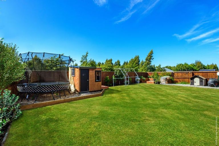 Photo of property in 22 Newbrook Terrace, Darfield, 7510