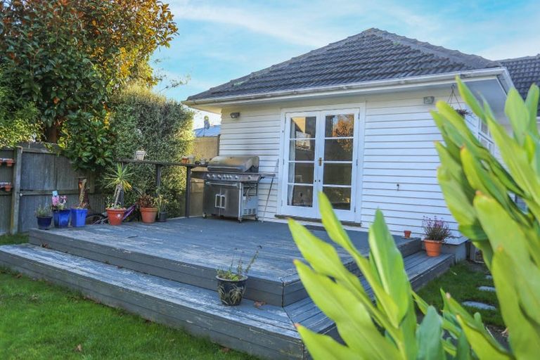 Photo of property in 102 Rose Street, Somerfield, Christchurch, 8024