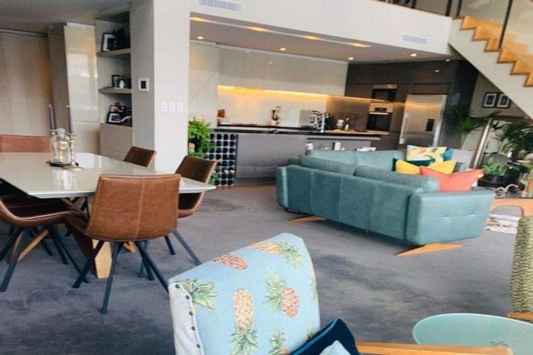 Photo of property in Clyde Quay Wharf, 3b/5 Clyde Quay Wharf, Te Aro, Wellington, 6011