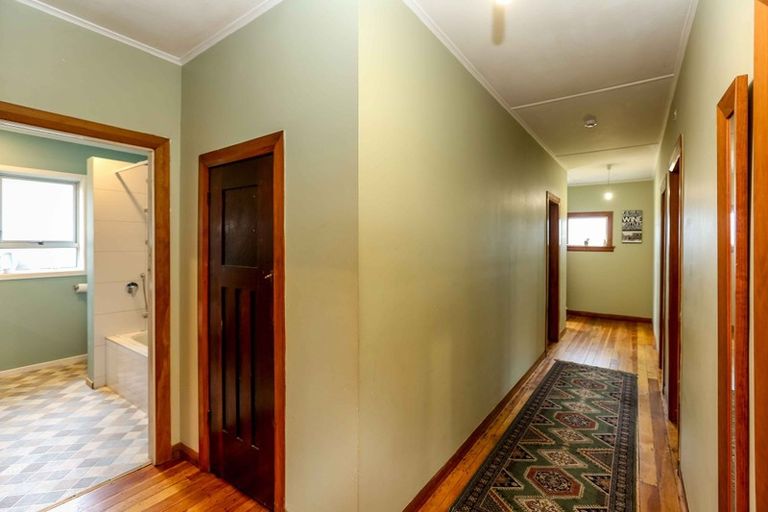 Photo of property in 12 Ngaio Street, Strandon, New Plymouth, 4312