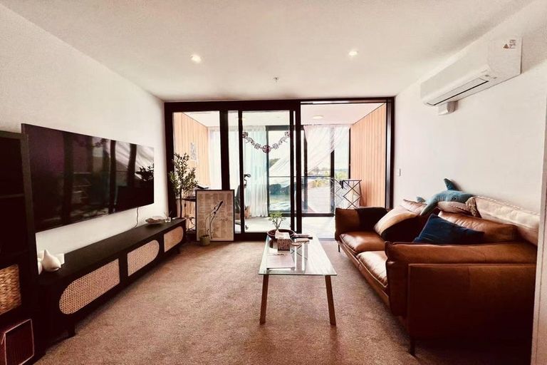 Photo of property in 305/1 Buscomb Avenue, Henderson, Auckland, 0610