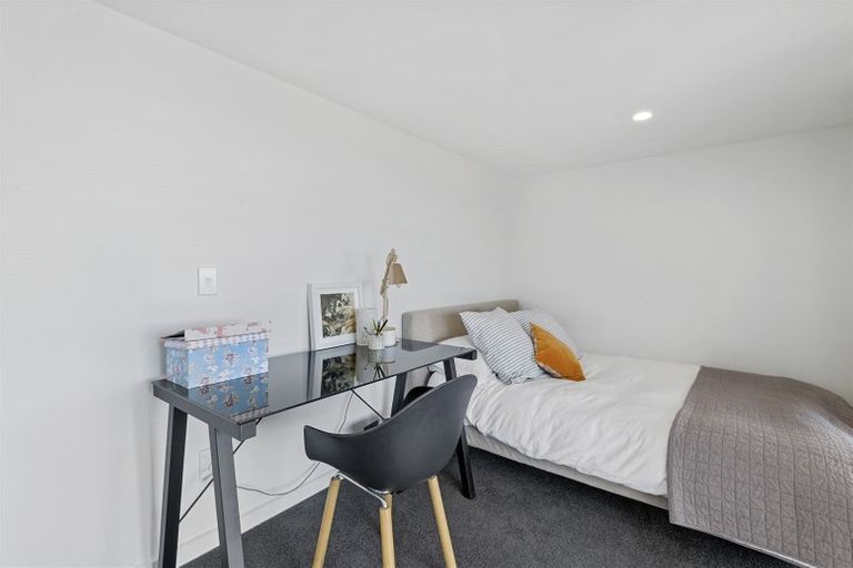 Photo of property in 143 Major Hornbrook Road, Mount Pleasant, Christchurch, 8081