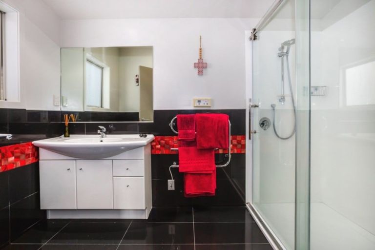 Photo of property in 53 Navigation Drive, Whitby, Porirua, 5024