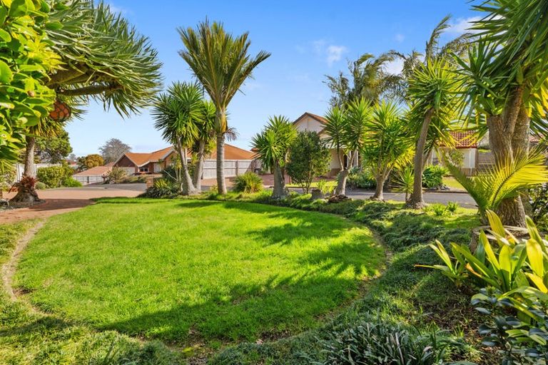 Photo of property in 7 Nypa Way, Somerville, Auckland, 2014