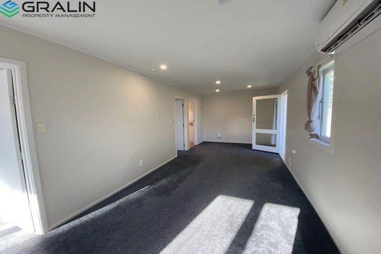 Photo of property in 27 Rimu Street, New Lynn, Auckland, 0600