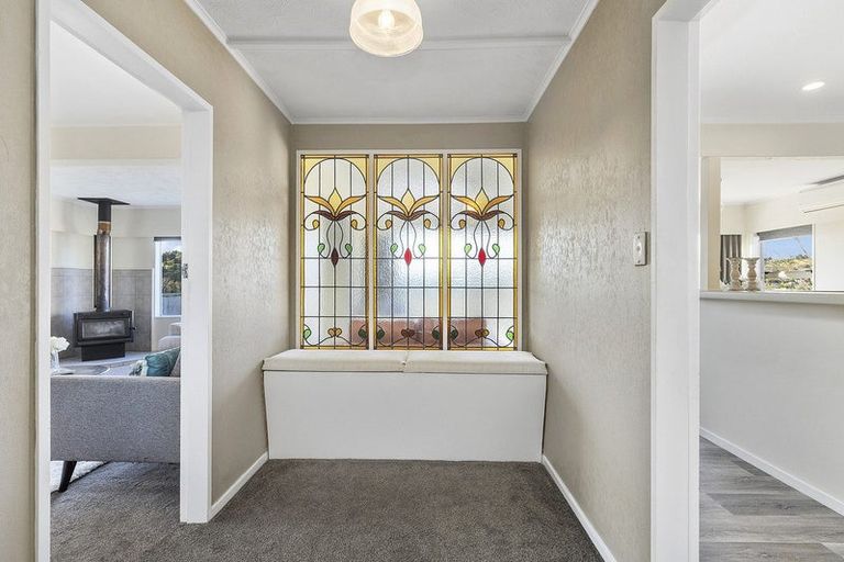 Photo of property in 9 Keel Place, Whitby, Porirua, 5024