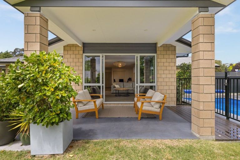 Photo of property in 17 Margaret Avenue, Havelock North, 4130