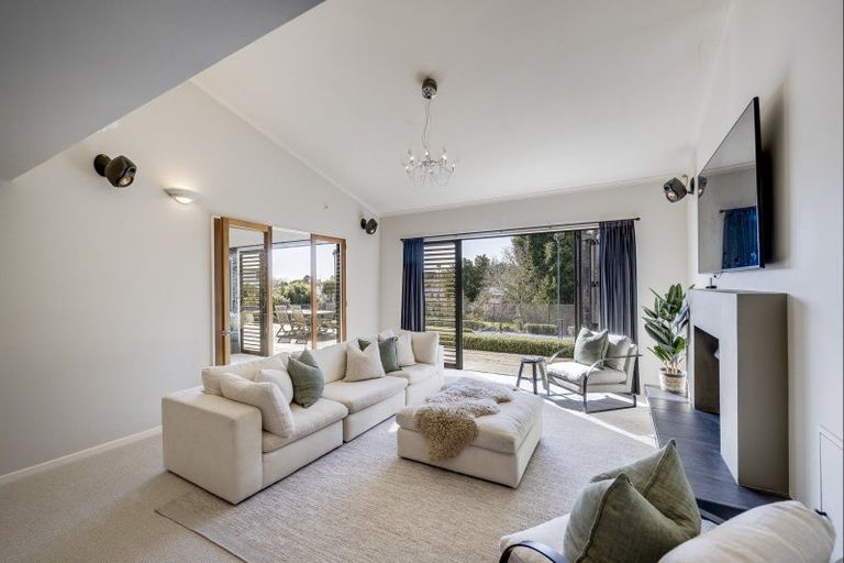 Photo of property in 50 Iona Road, Havelock North, 4130