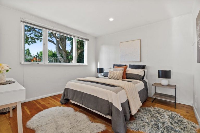 Photo of property in 152b Glengarry Road, Glen Eden, Auckland, 0602
