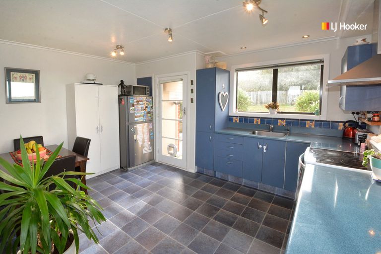 Photo of property in 56 Stephen Street, Halfway Bush, Dunedin, 9010