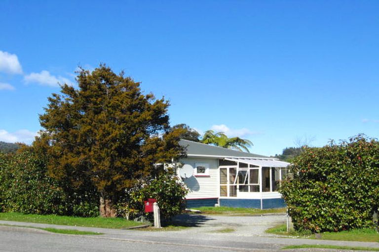 Photo of property in 82 Marsden Road, Greymouth, 7805
