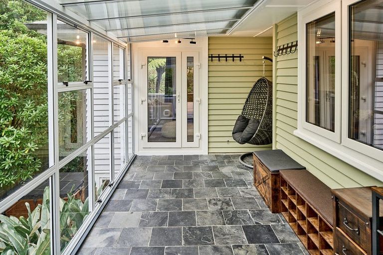 Photo of property in 12 Haunui Road, Pukerua Bay, 5026