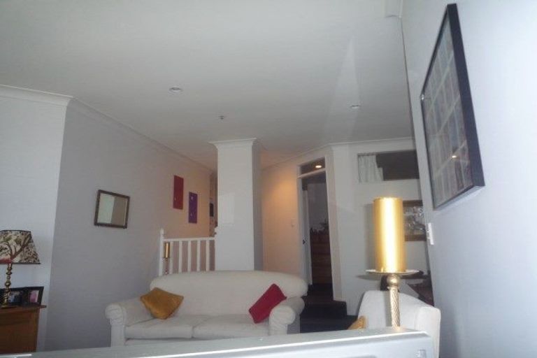 Photo of property in Terrace Garden Apartments, 5e/120 The Terrace, Wellington Central, Wellington, 6011