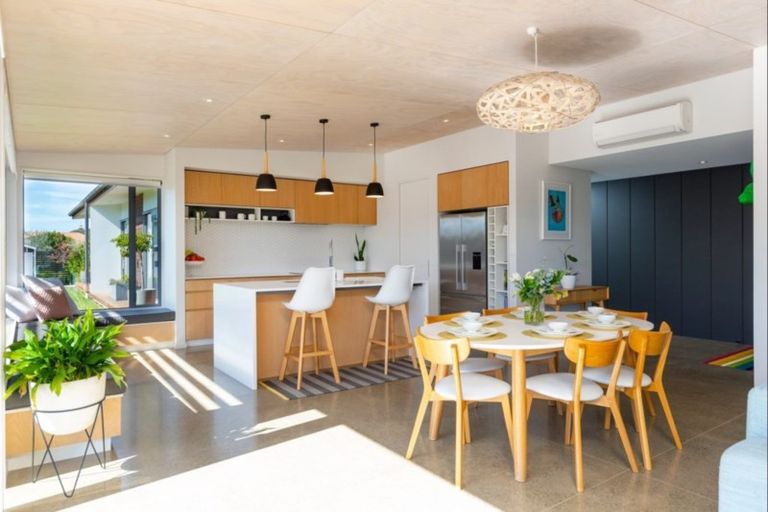 Photo of property in 16 Rutledge Drive, Springlands, Blenheim, 7201