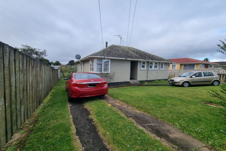 Photo of property in 6 Daphne Road, Papatoetoe, Auckland, 2025