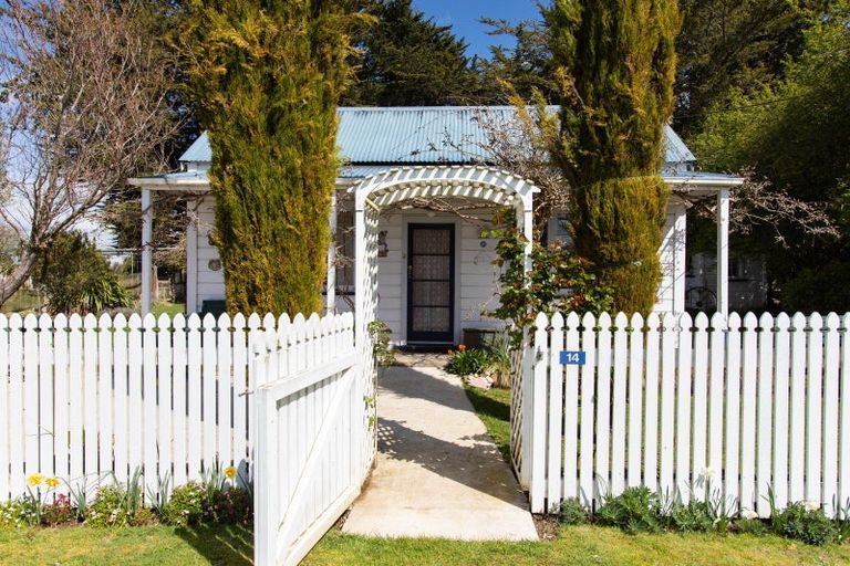 Photo of property in 14 Forward Street, Ormondville, Dannevirke, 4977