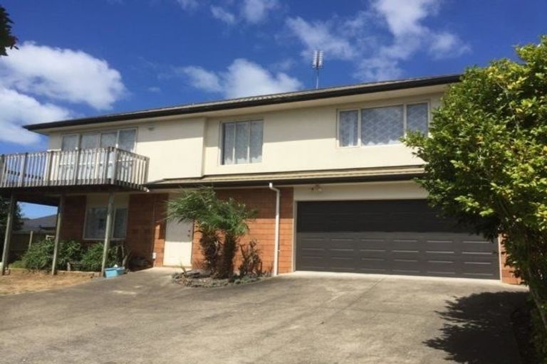 Photo of property in 65a Rodney Street, Howick, Auckland, 2014