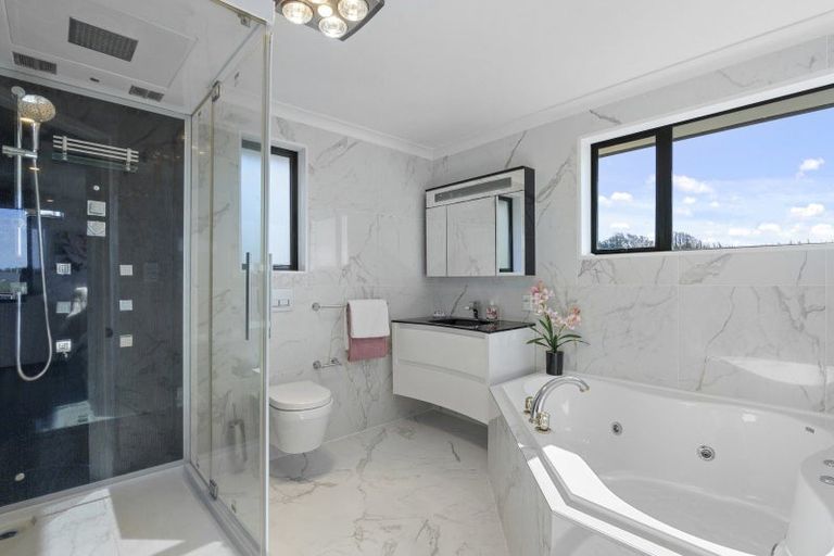 Photo of property in 80 Whincops Road, Halswell, Christchurch, 8025