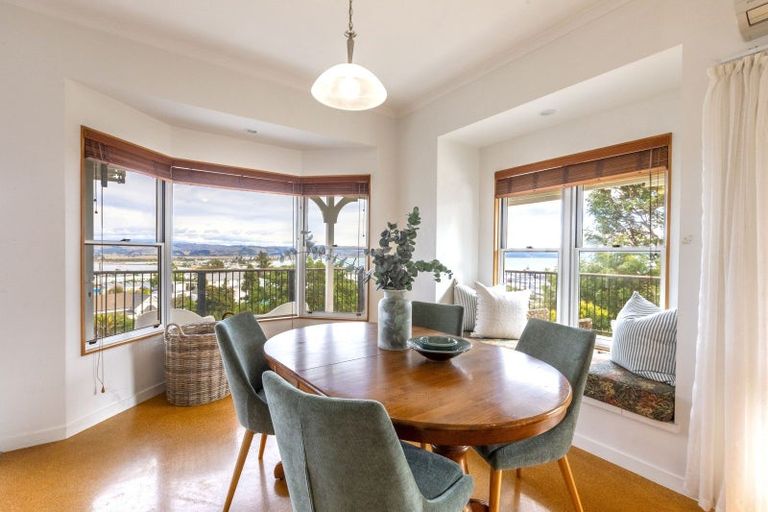 Photo of property in 23 Denholm Road, Hospital Hill, Napier, 4110