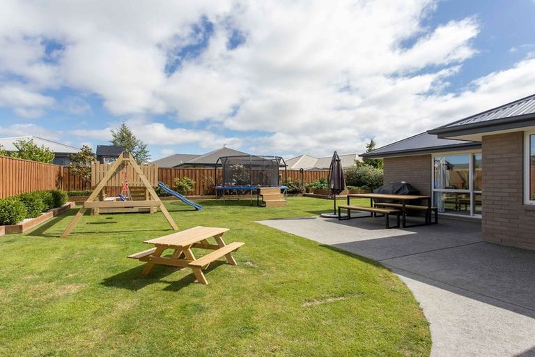 Photo of property in 103 Shillingford Boulevard, Rolleston, 7615