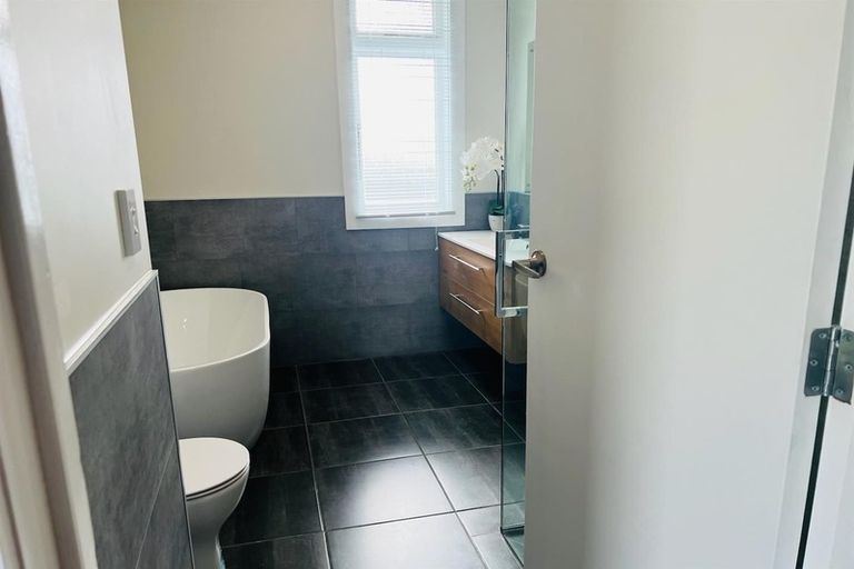 Photo of property in 37 Harris Street, Marton, 4710